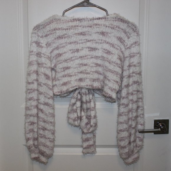 Fleece Crop Top - Picture 2 of 3